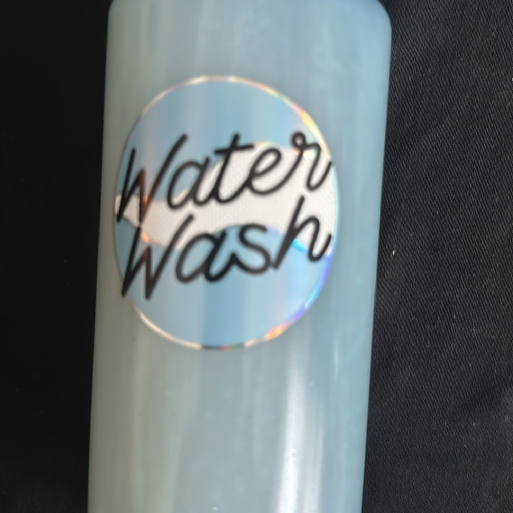 NWT Victoria’s Secret PINK Body Wash - Sea Minerals